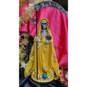 Santa Muerte Statue 13 inch Yellow With Lace Veil (money)